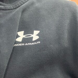 Under Armour Charcoal Pullover